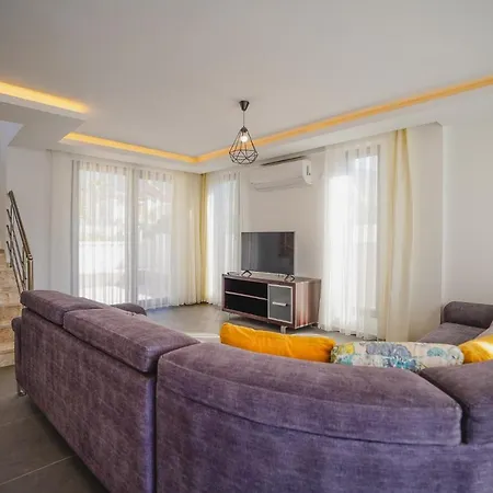 Oeluedeniz'de 4 Odali Lueks 4* فتحية